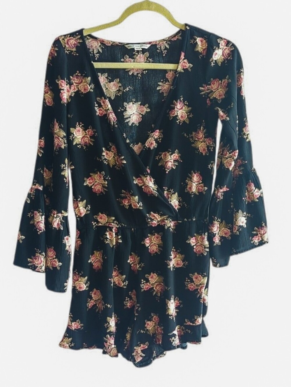 American Eagle Black w Pink & Green Floral Crossover V-neck Romper Size XS